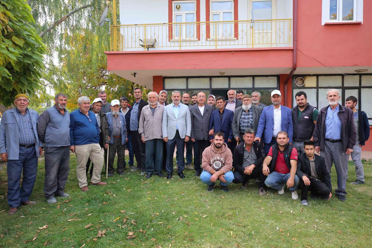 Başkan Kavuş, Meram’ın 2027 yol haritasını vatandaşlarla belirliyor 12